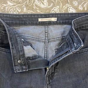 Levi’s 721 high rise skinny black stone washed jeans